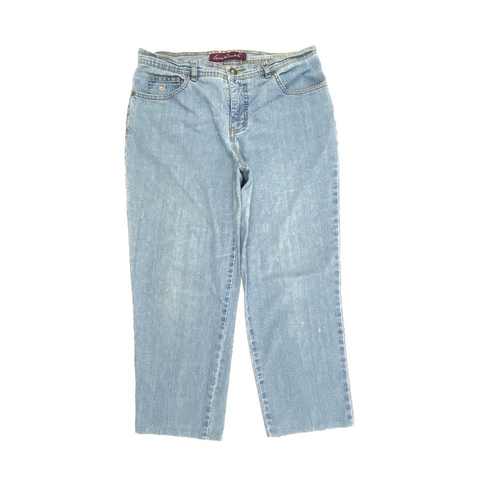 Gloria Vanderbilt Straight Women's‎ size 8P Light Wash blue Denim Jeans